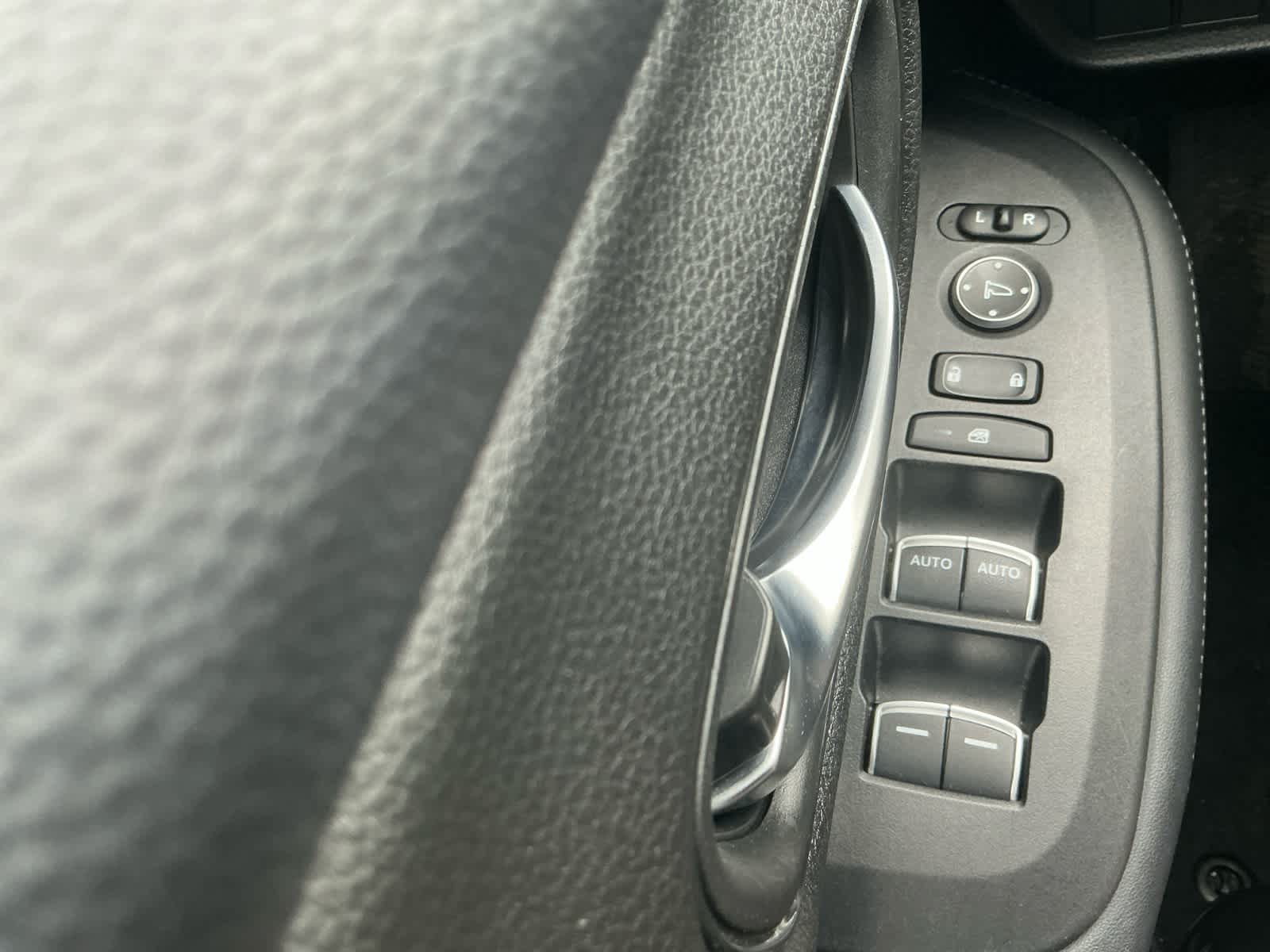 2023 Honda HR-V AWD EX-L