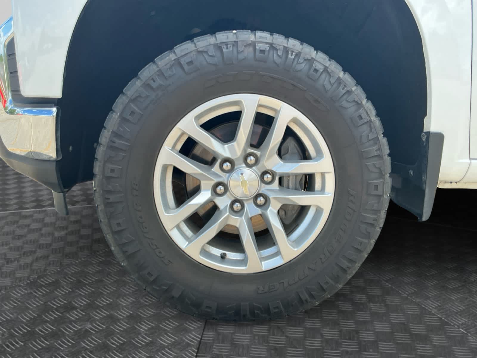 2020 Chevrolet Silverado 1500 4WD Crew Cab Standard Bed LT
