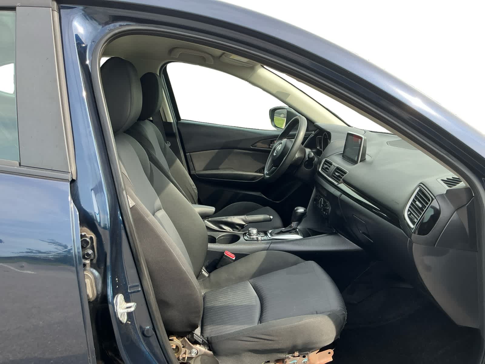 2015 Mazda Mazda3 Hatchback i Sport