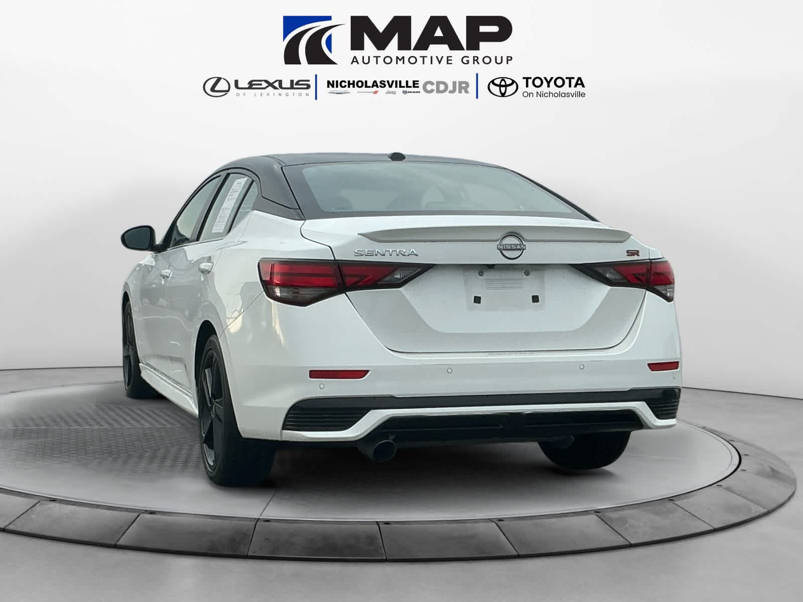 2024 Nissan Sentra SR Xtronic CVT