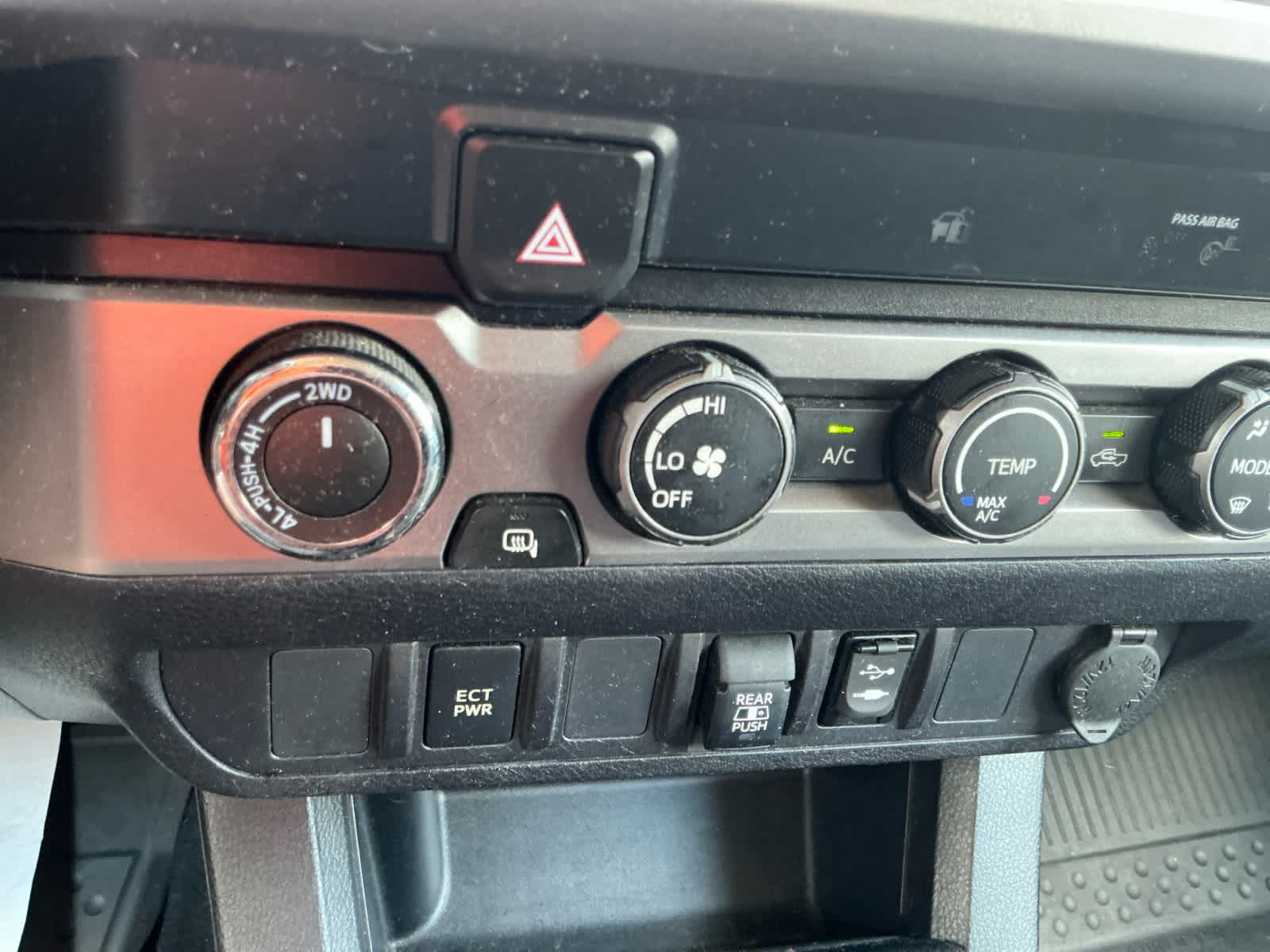 2019 Toyota Tacoma SR5 V6