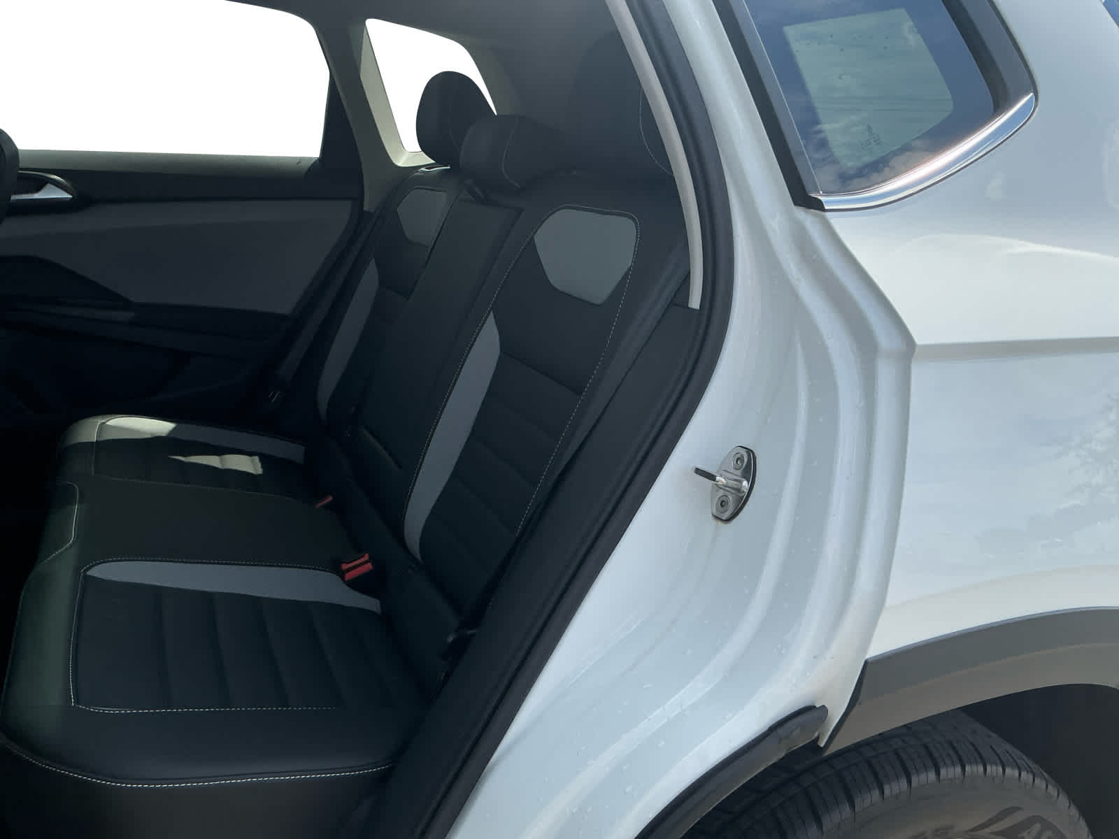 2023 Volkswagen Taos 1.5T SEL