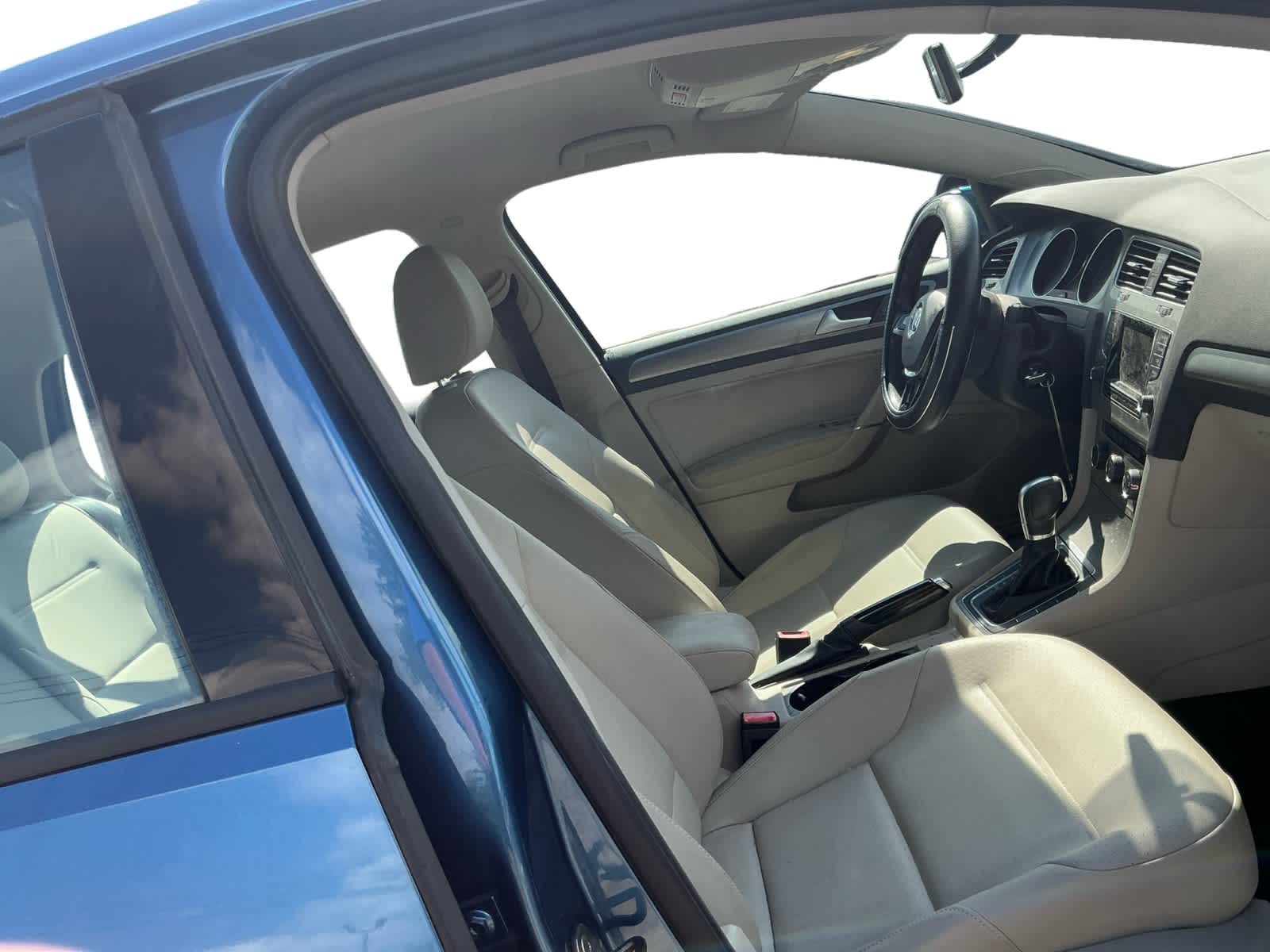 2015 Volkswagen Golf TSI S 4-Door