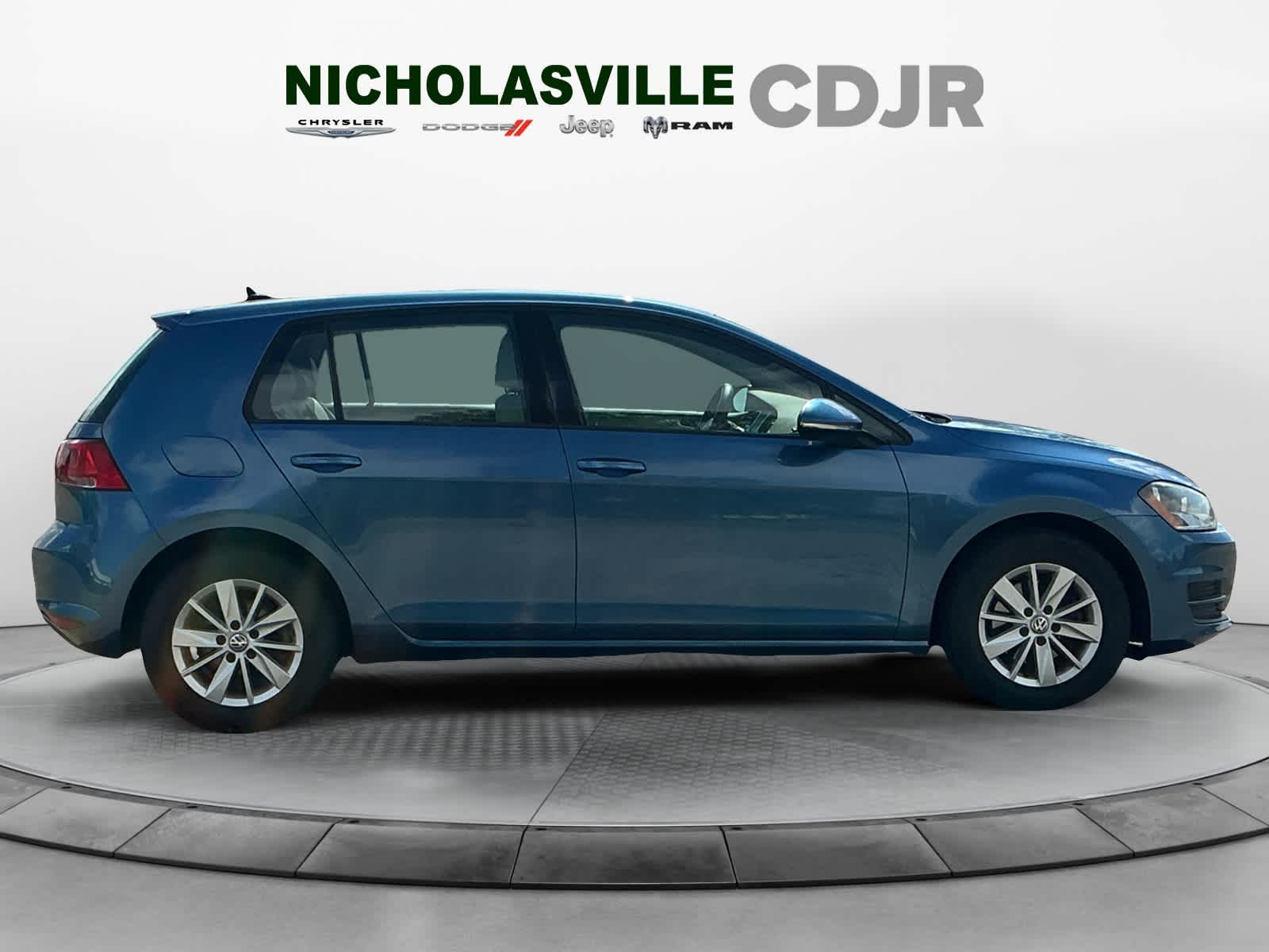 2015 Volkswagen Golf TSI S 4-Door