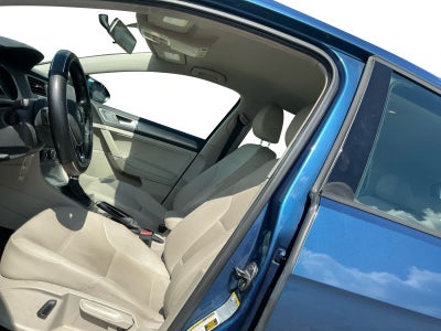 2015 Volkswagen Golf TSI S 4-Door