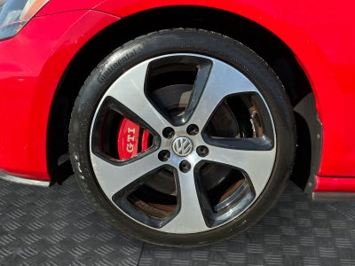 2016 Volkswagen Golf GTI Autobahn w/Performance Package 4-Door