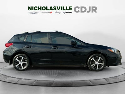 2022 Subaru Impreza Premium 5-Door