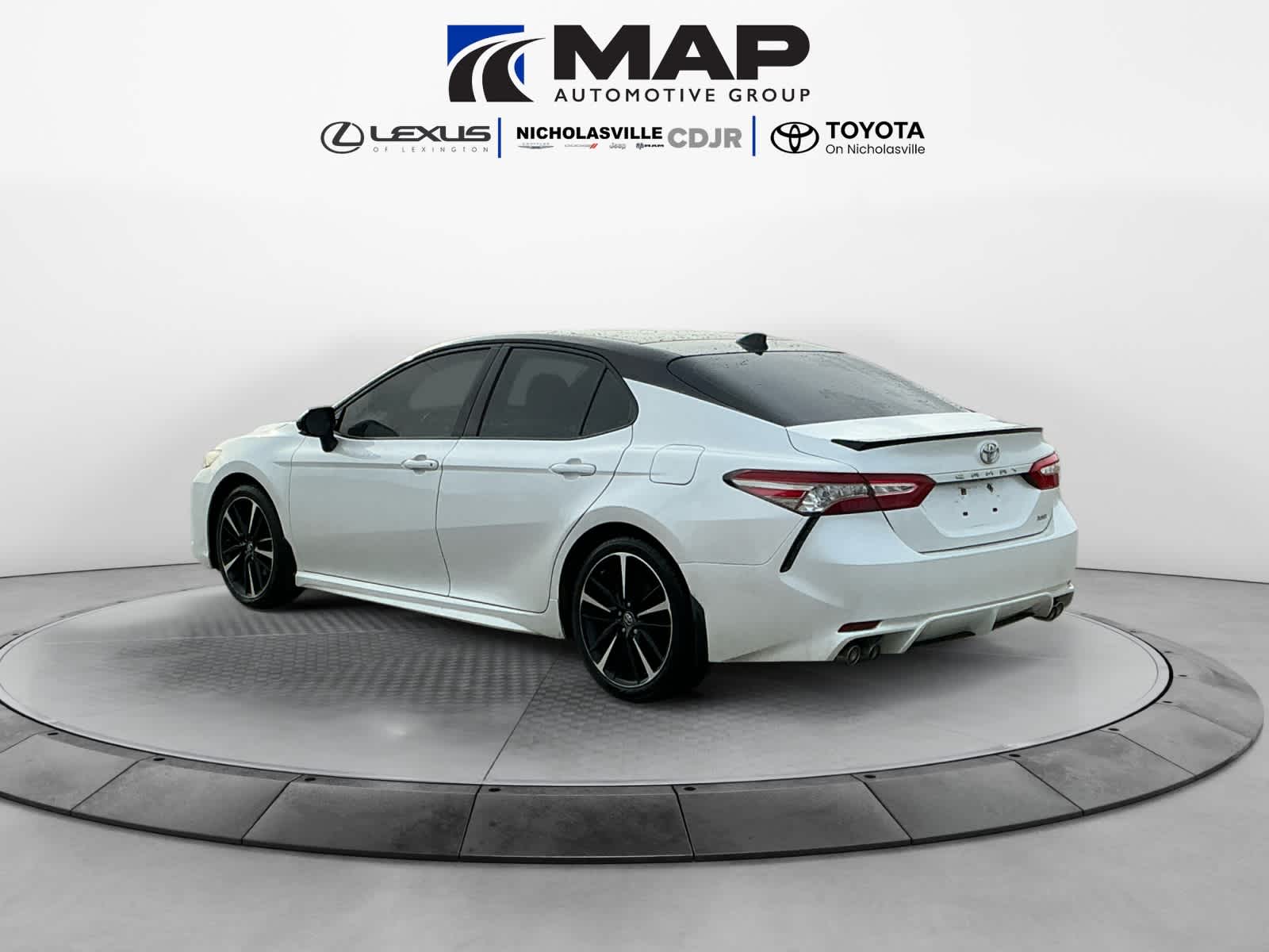 2019 Toyota Camry XSE