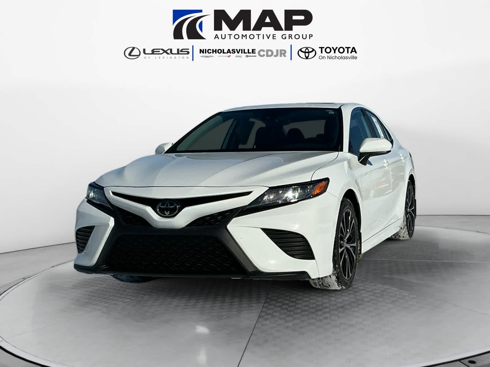 2020 Toyota Camry SE
