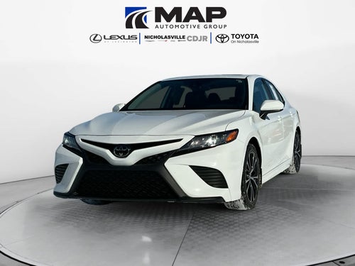 2020 Toyota Camry SE