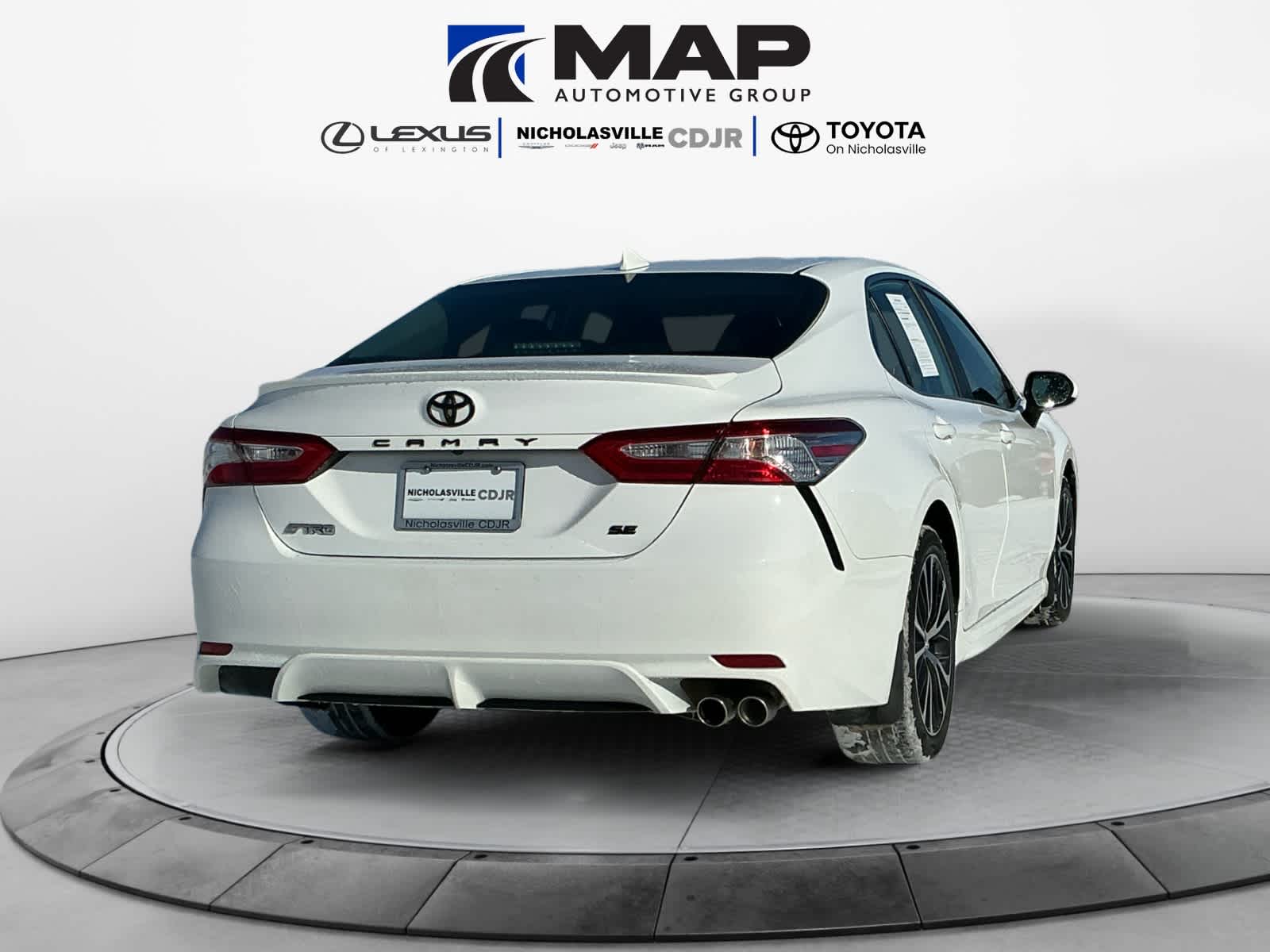 2020 Toyota Camry SE