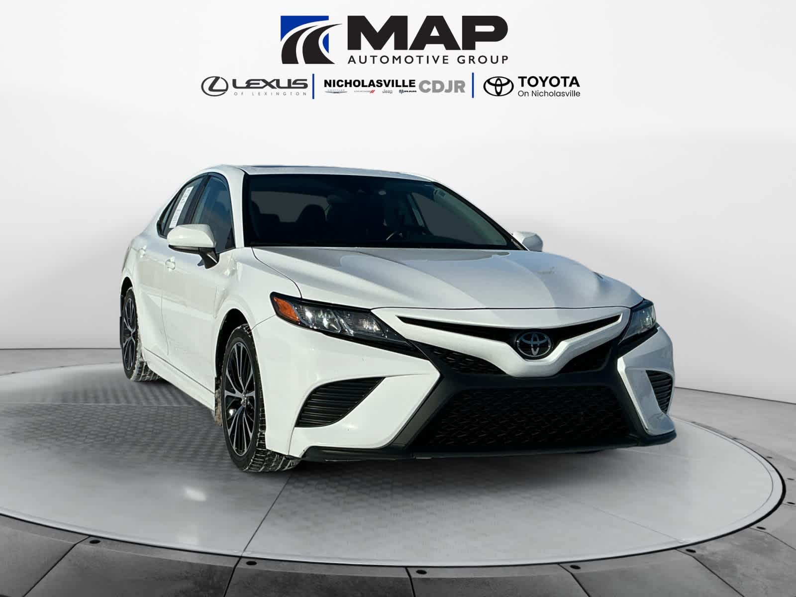 2020 Toyota Camry SE