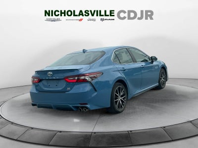 2024 Toyota Camry SE