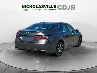 2024 Toyota Camry Hybrid SE
