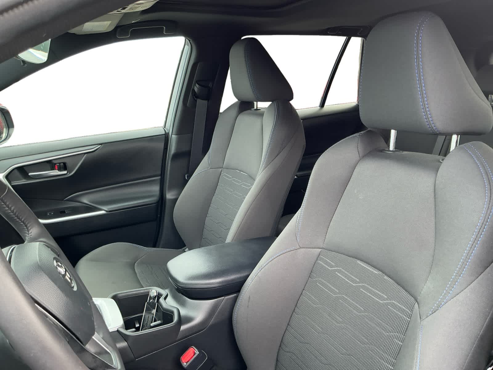 2023 Toyota RAV4 Hybrid SE