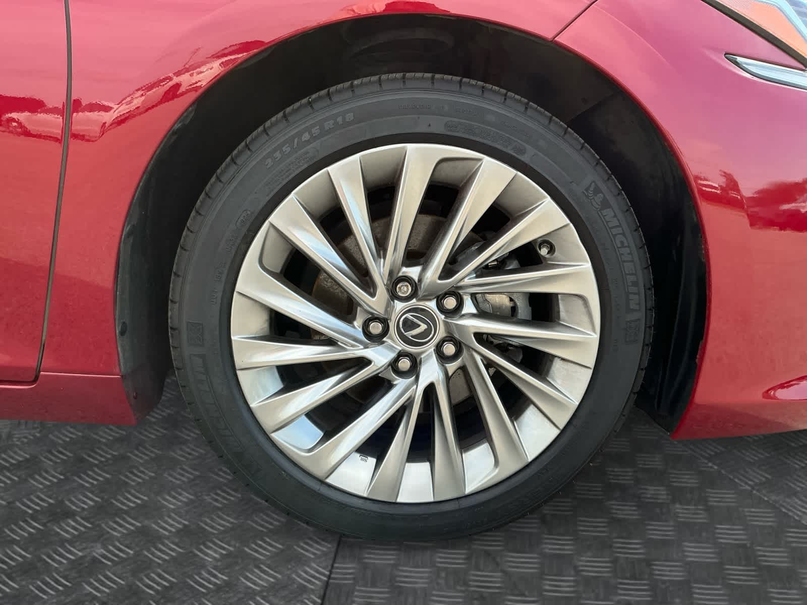 2022 Lexus ES 300h Luxury