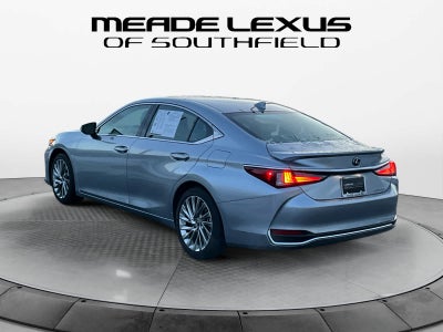 2023 Lexus ES 300h Luxury