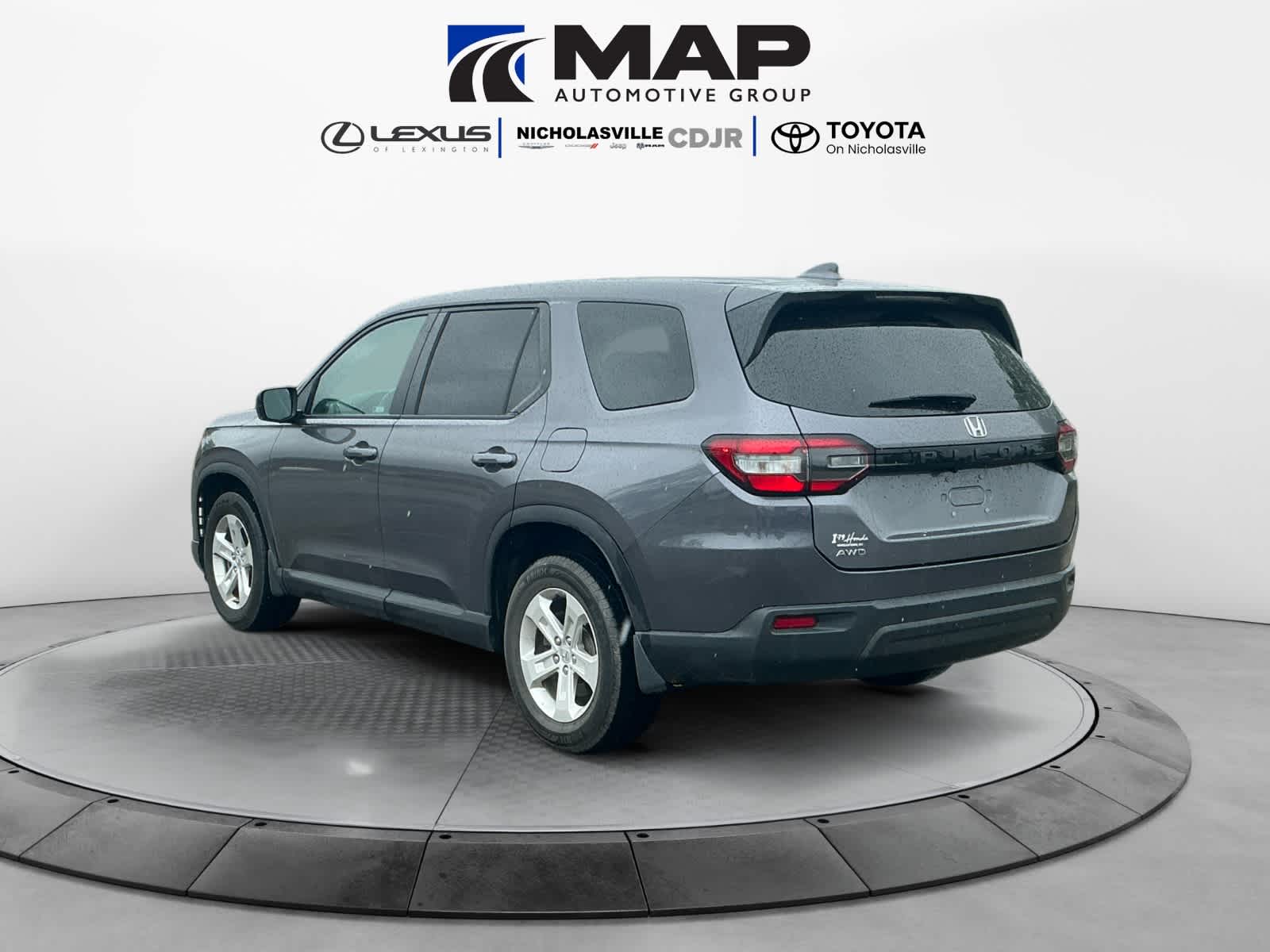 2023 Honda Pilot AWD LX