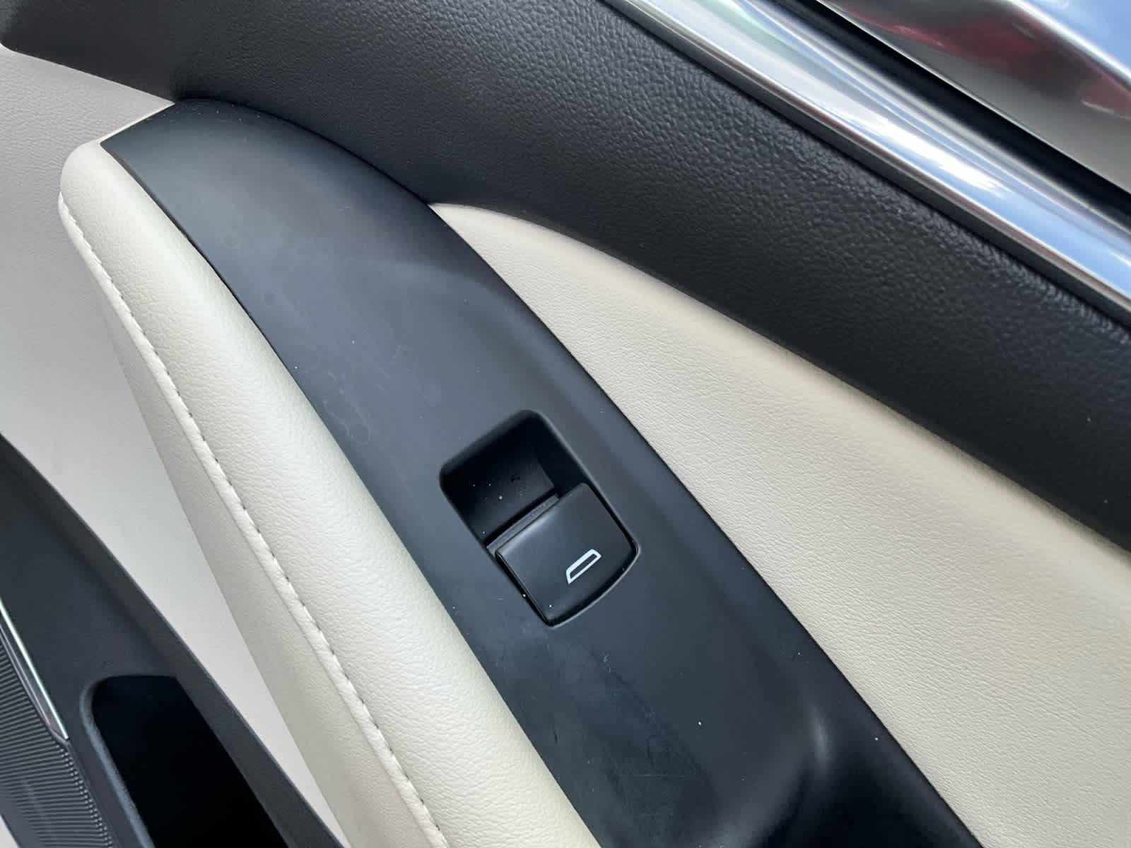 2023 Buick Enclave Essence FWD