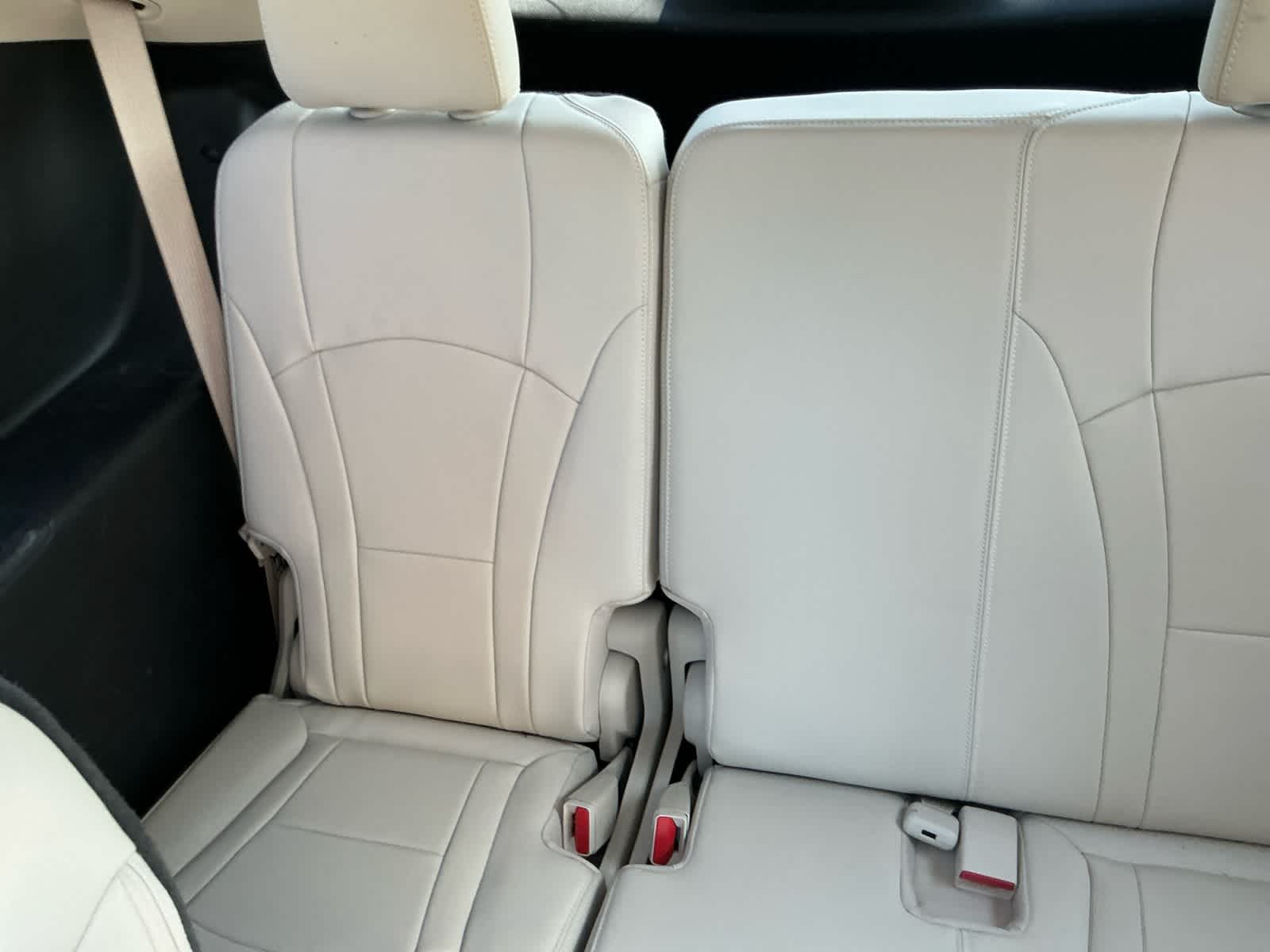 2023 Buick Enclave Essence FWD