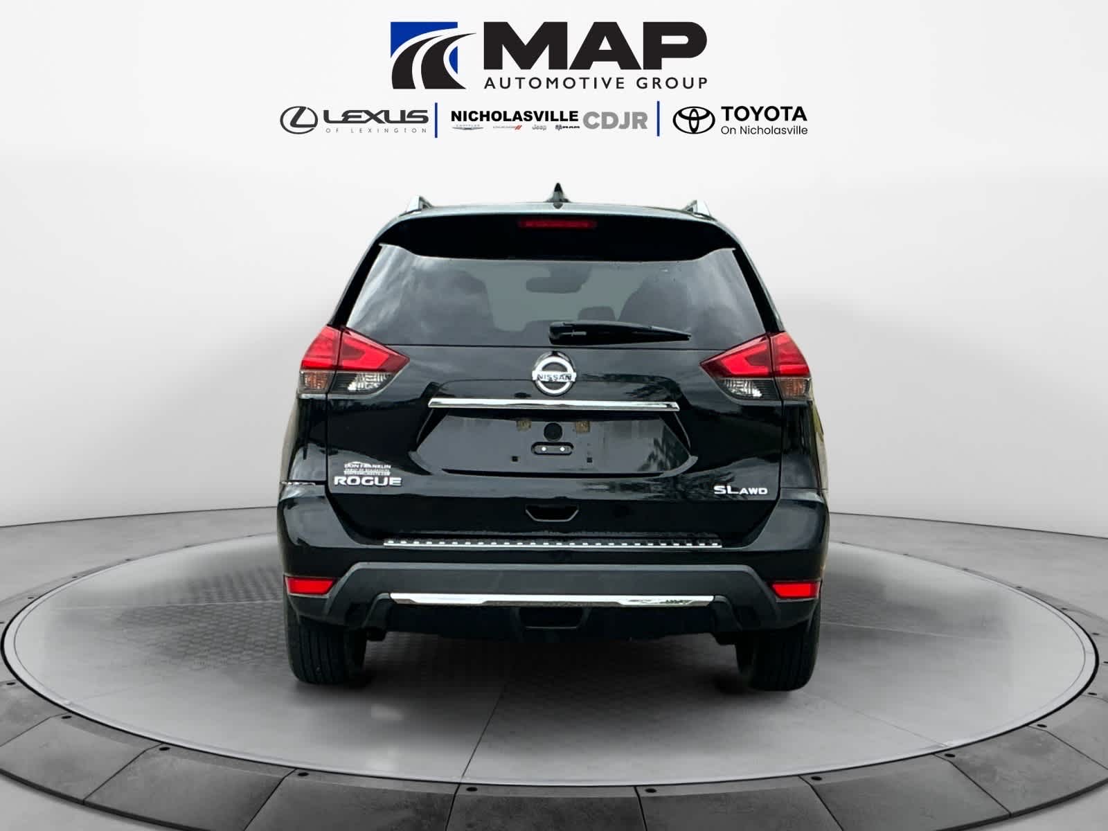 2017 Nissan Rogue SL