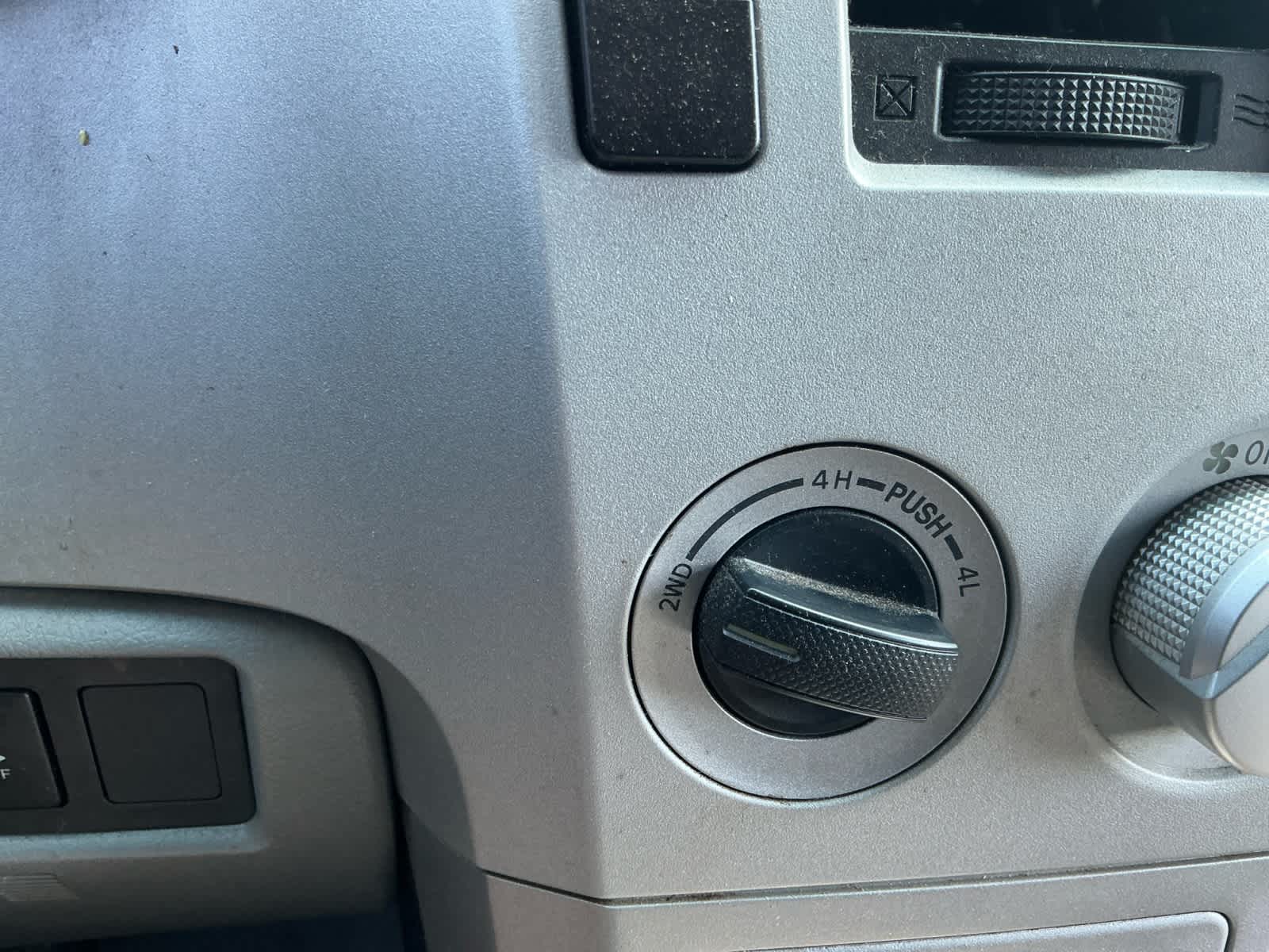 2007 Toyota Tundra SR5 5.7L V8