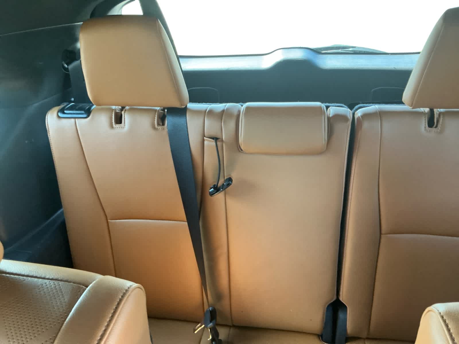 2023 Toyota Highlander Hybrid Platinum