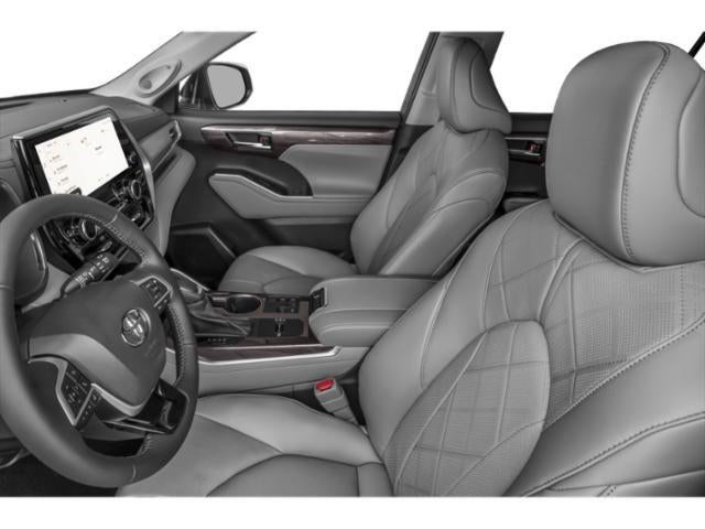 2023 Toyota Highlander Hybrid Platinum