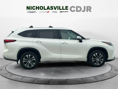 2020 Toyota Highlander XLE