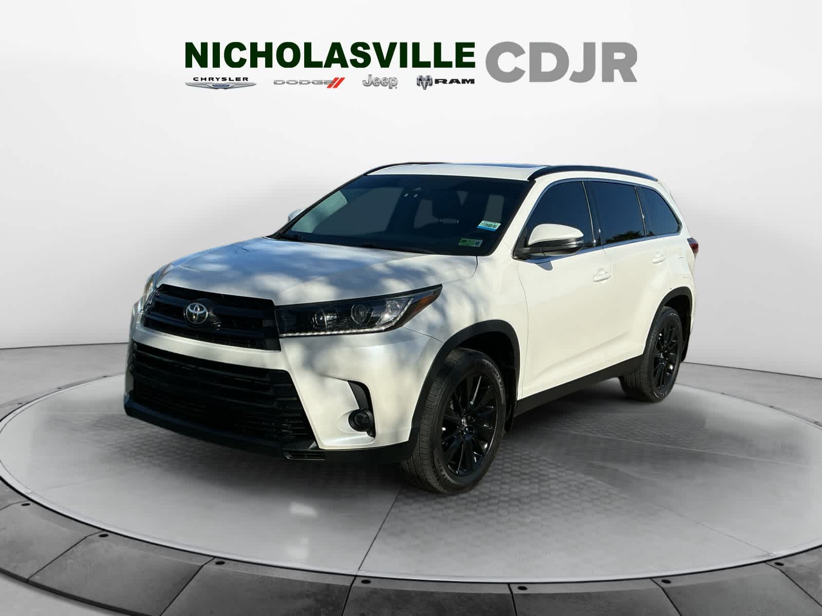 2019 Toyota Highlander SE