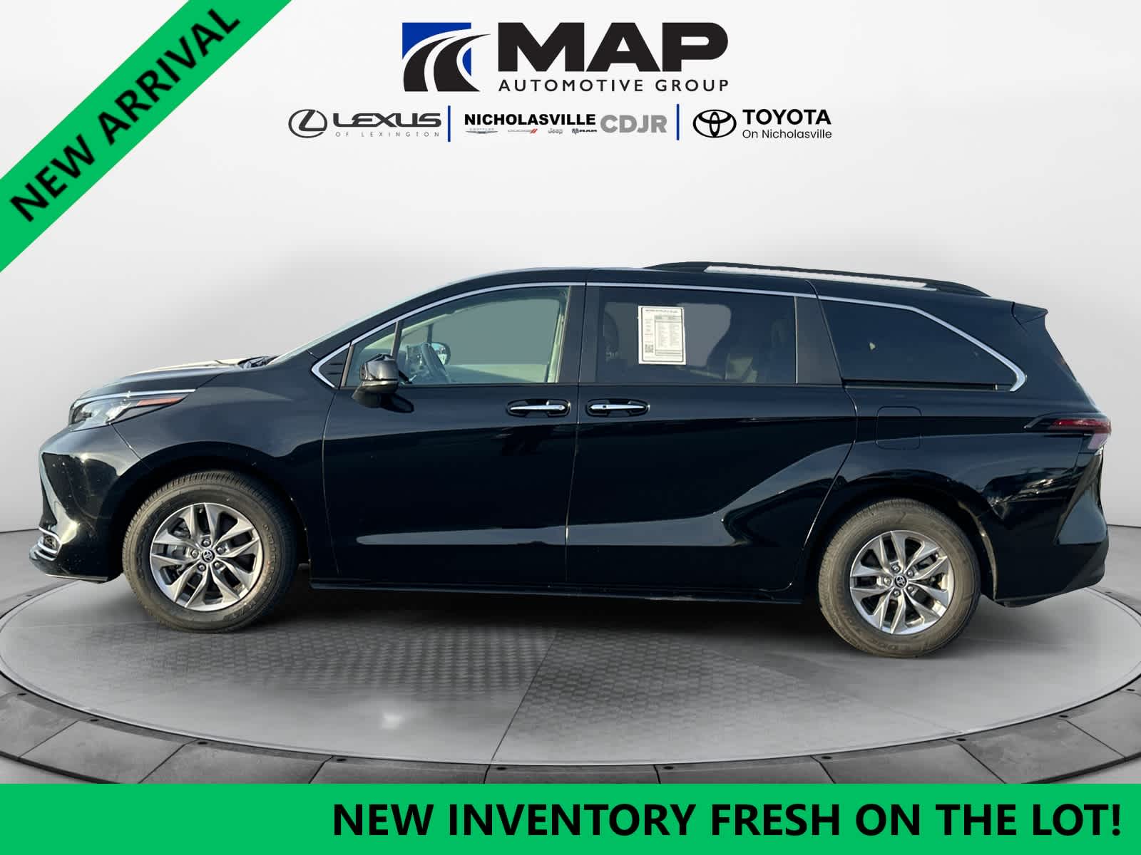 2024 Toyota Sienna XLE