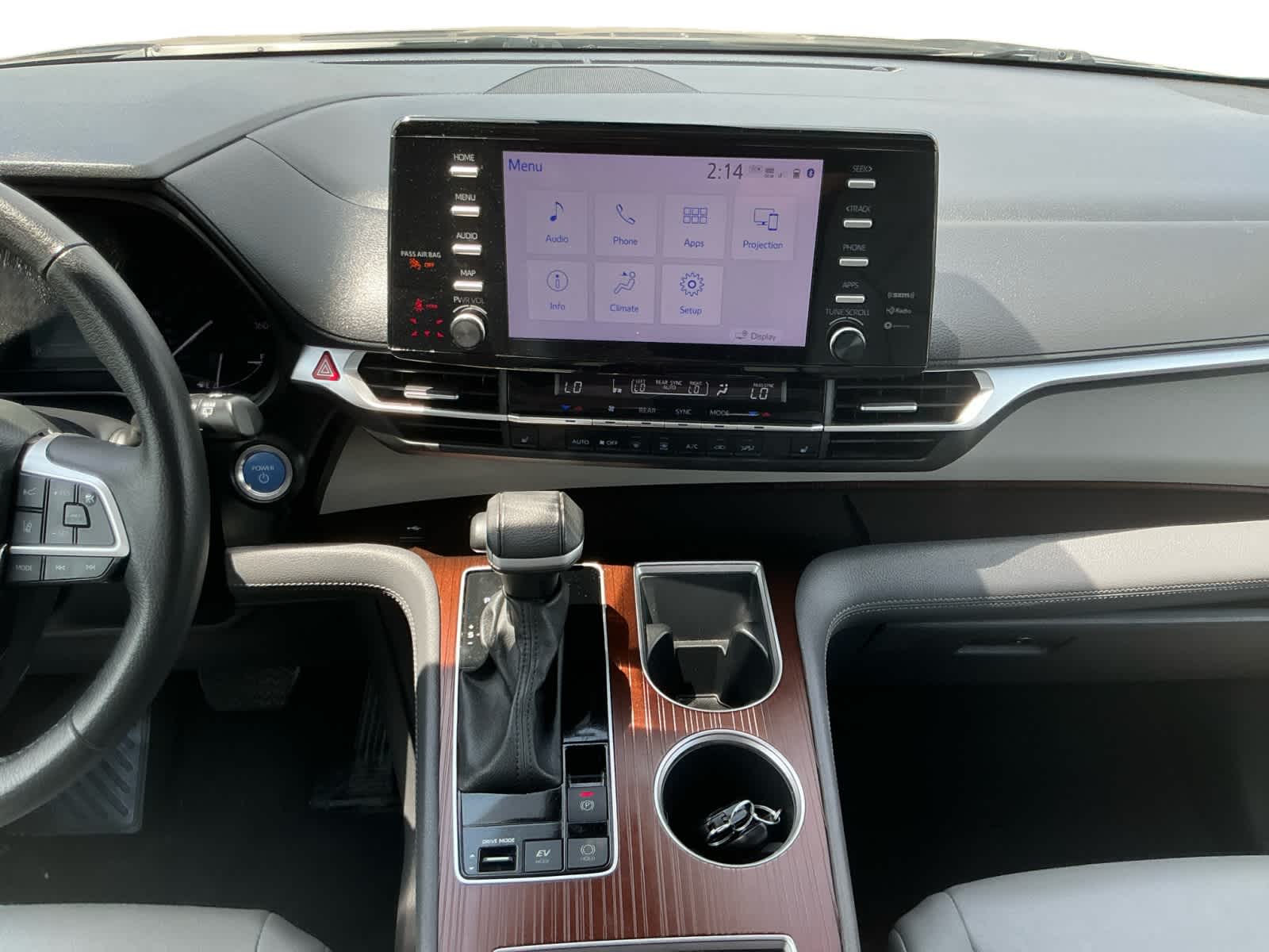 2023 Toyota Sienna XLE