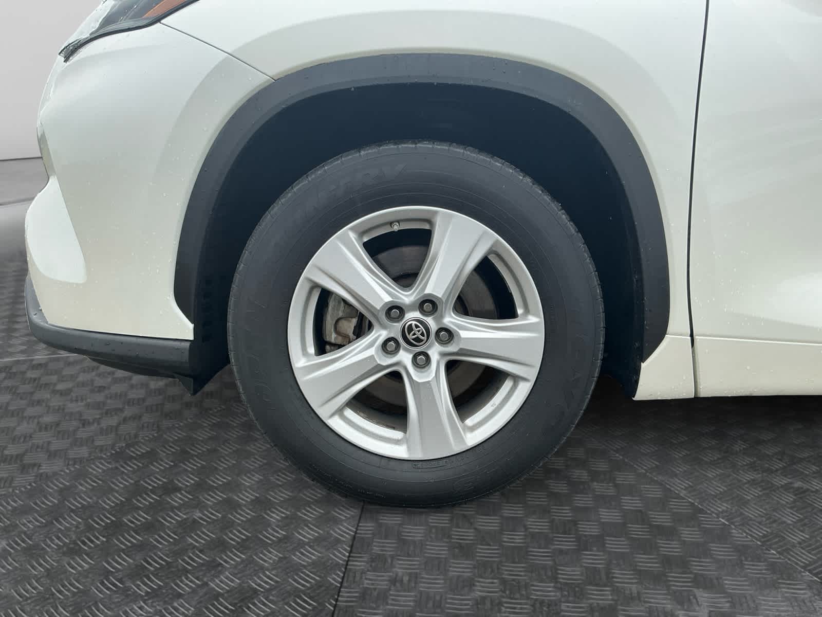 2021 Toyota Highlander LE