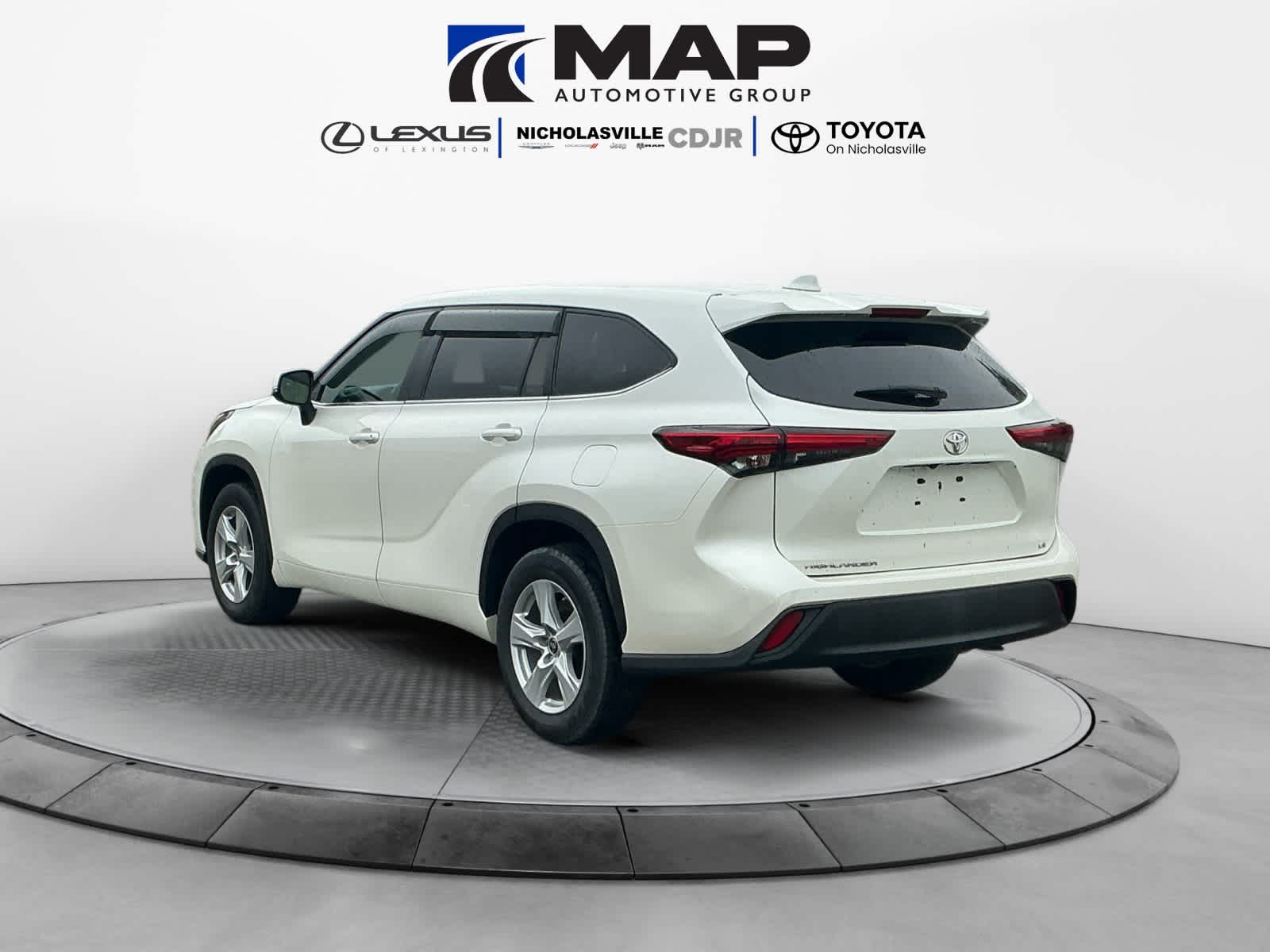 2021 Toyota Highlander LE