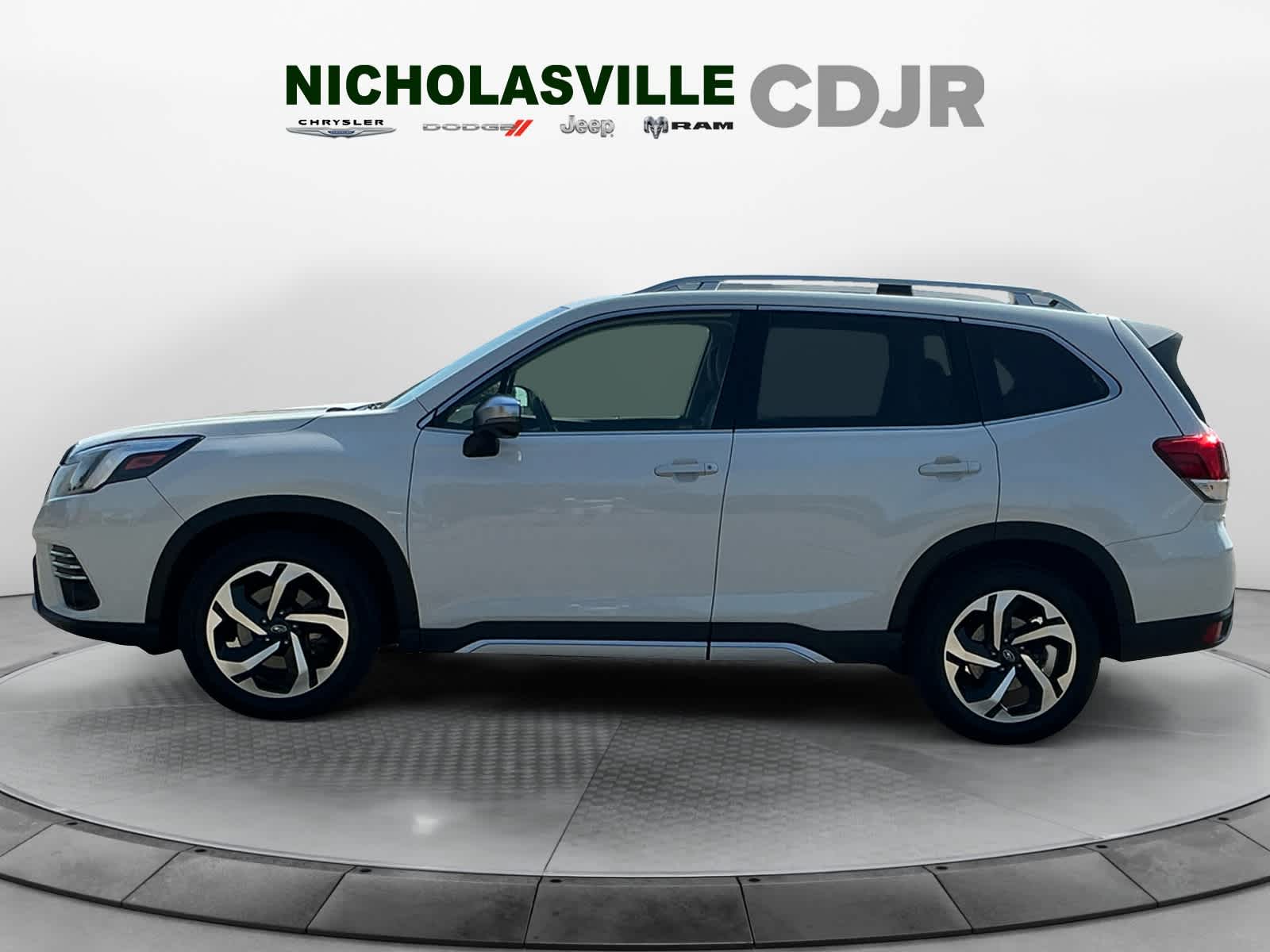 2023 Subaru Forester Touring