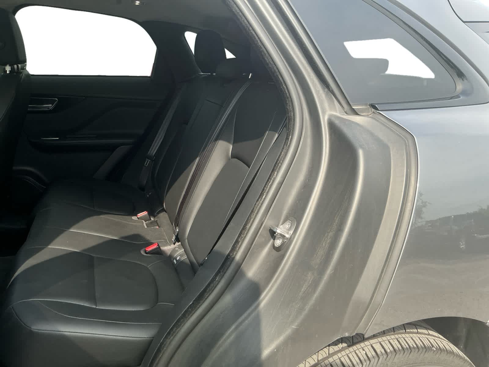 2019 Jaguar F-PACE 25t Premium