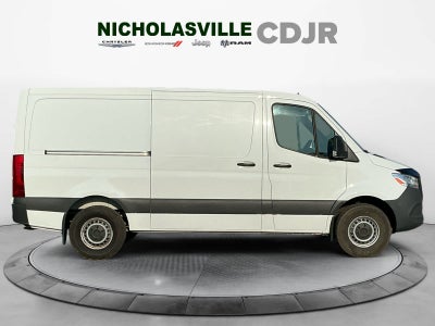 2022 Mercedes-Benz Sprinter 1500 Standard Roof I4