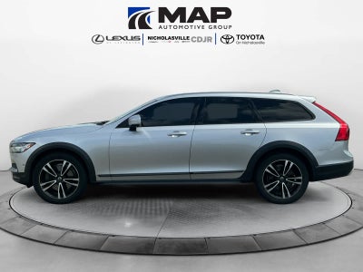 2018 Volvo V90 Cross Country T5