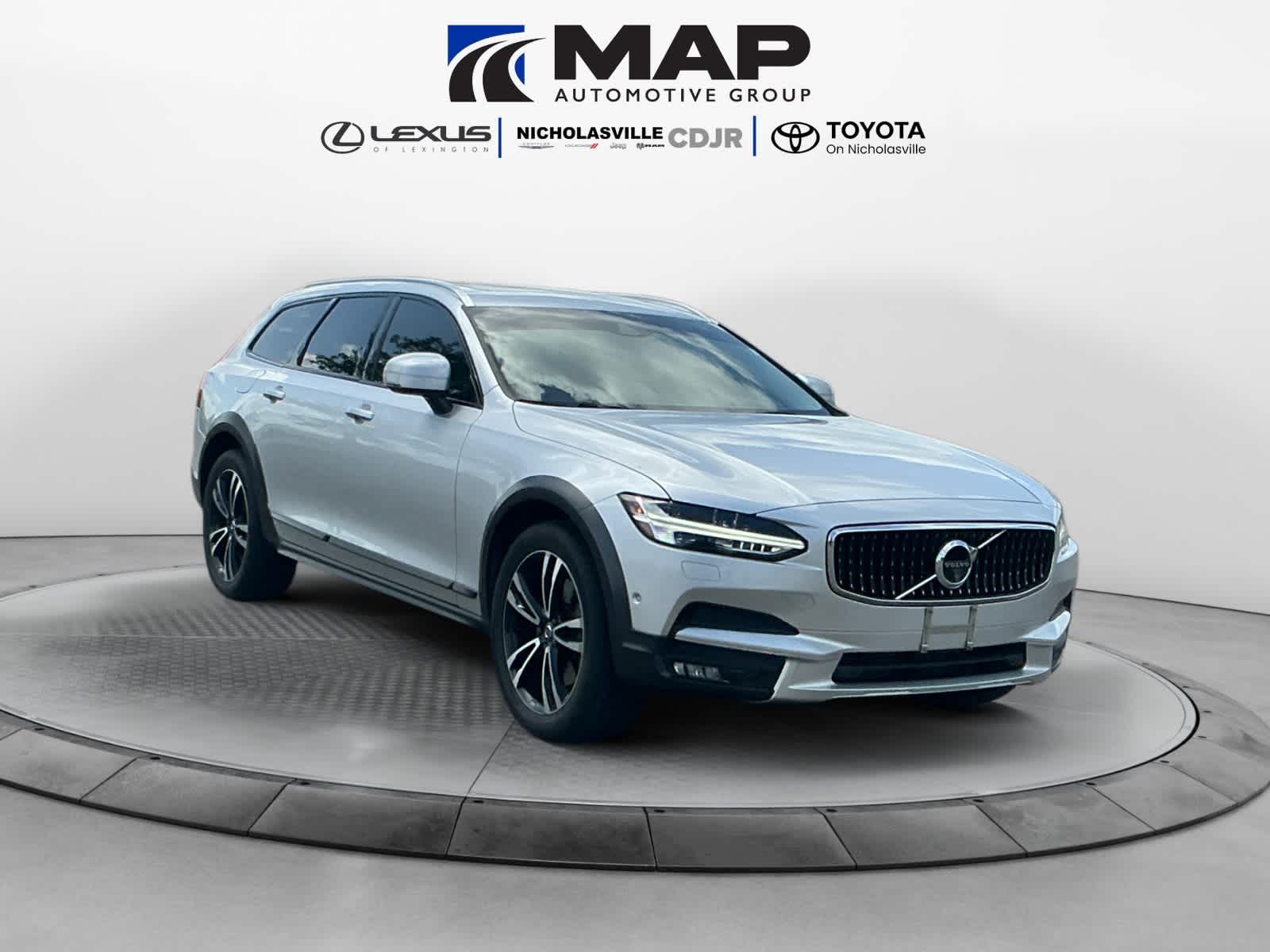 2018 Volvo V90 Cross Country T5