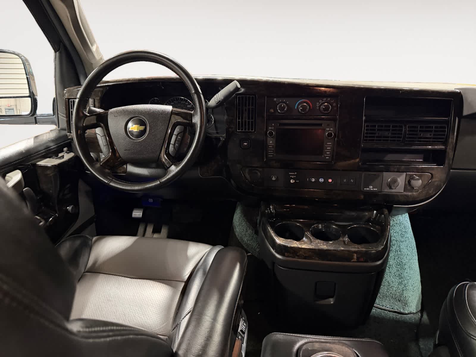 2021 Chevrolet Express Cargo Van RWD 2500 135"