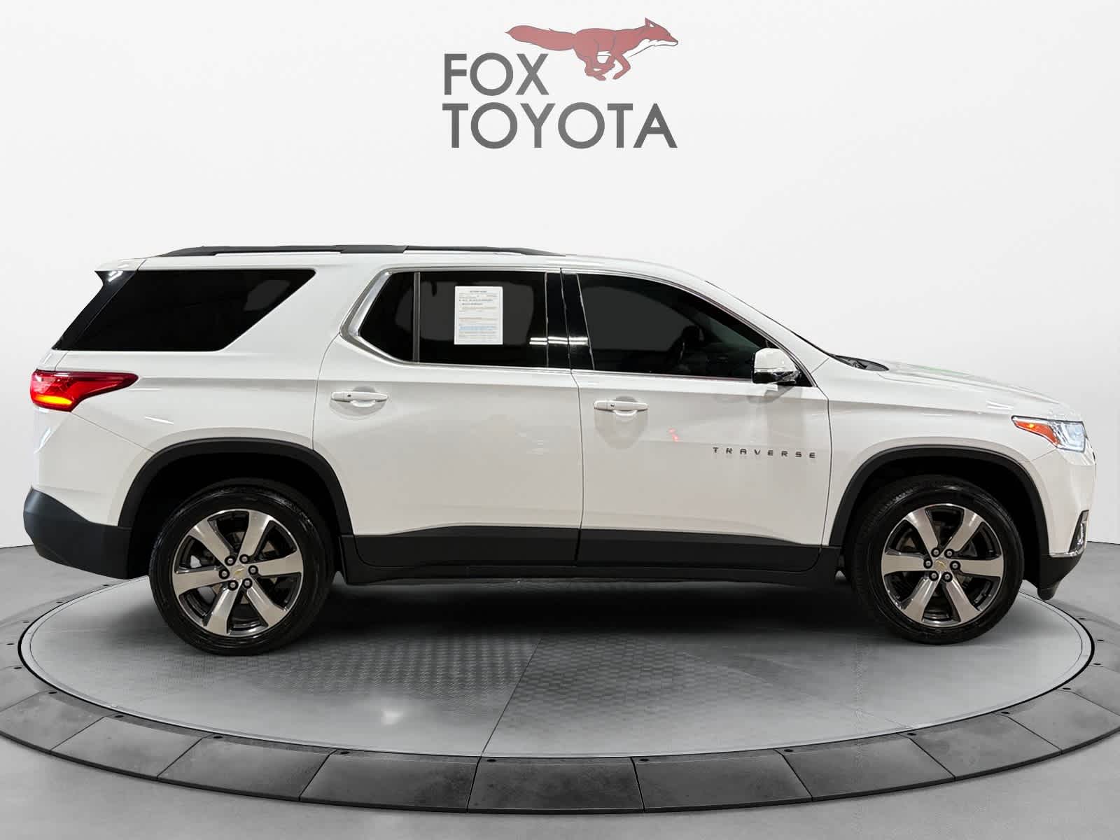 2020 Chevrolet Traverse LT Leather