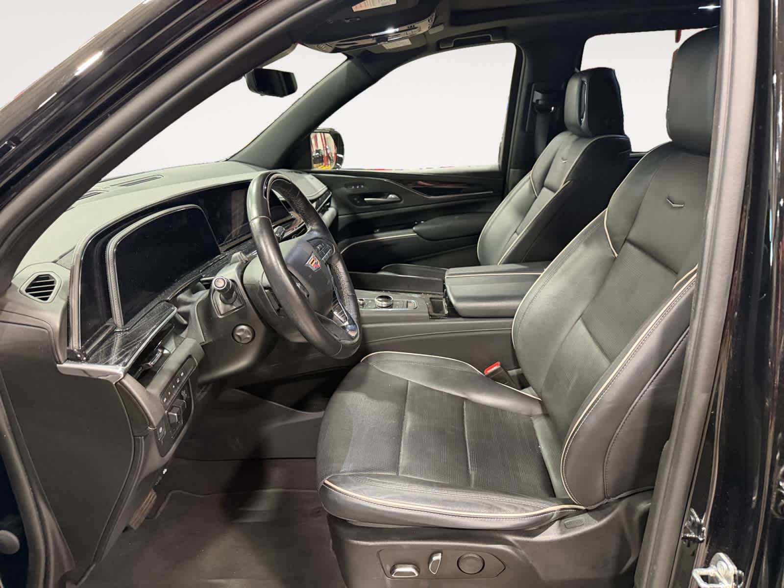 2023 Cadillac Escalade 4WD Sport