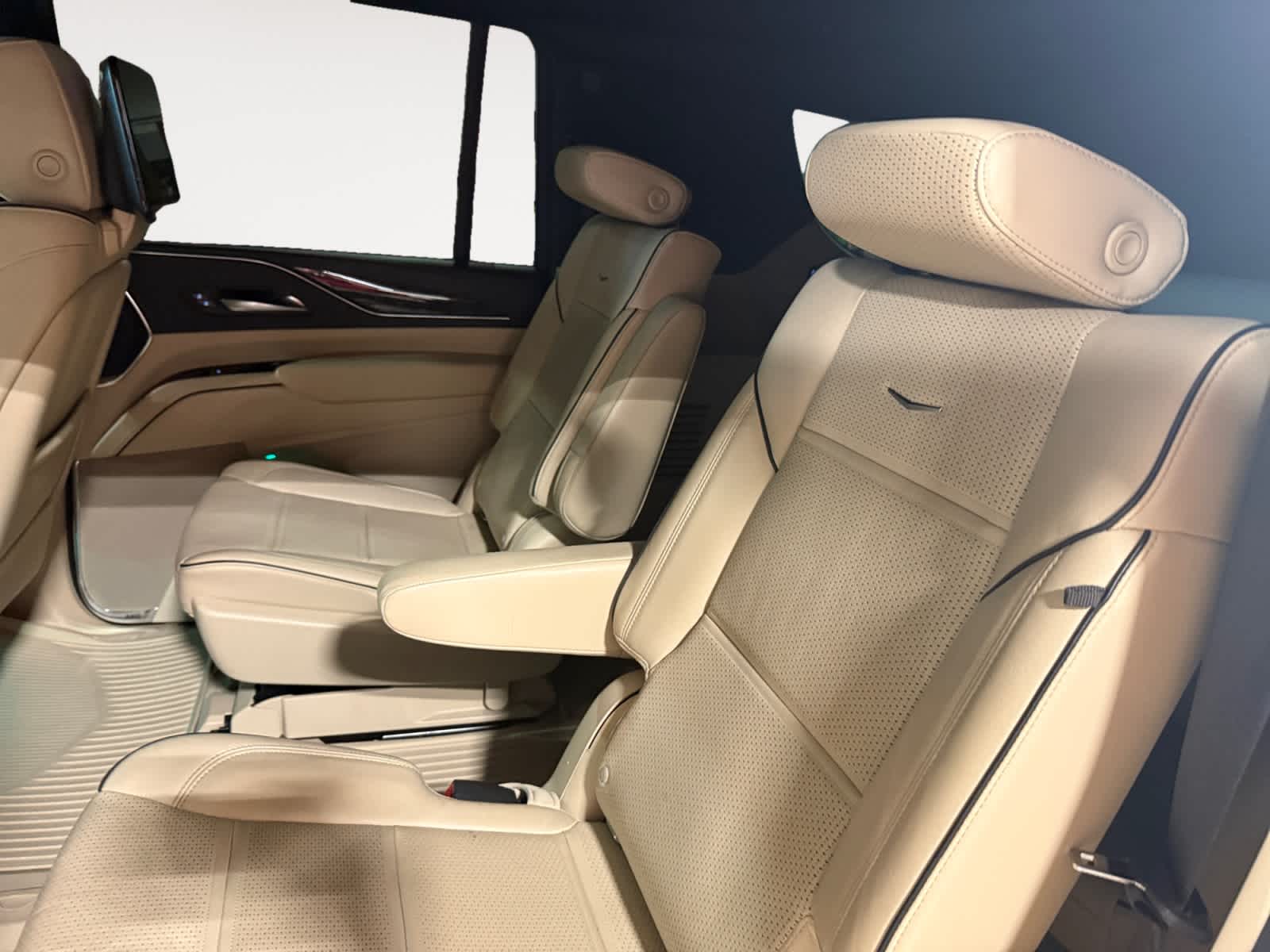 2021 Cadillac Escalade ESV Premium Luxury