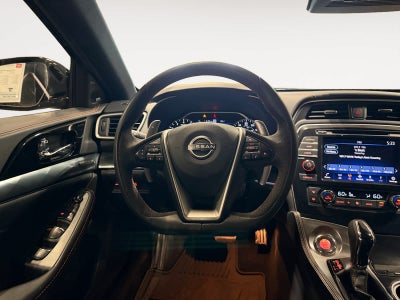 2023 Nissan Maxima SR