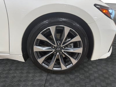 2023 Nissan Maxima Platinum