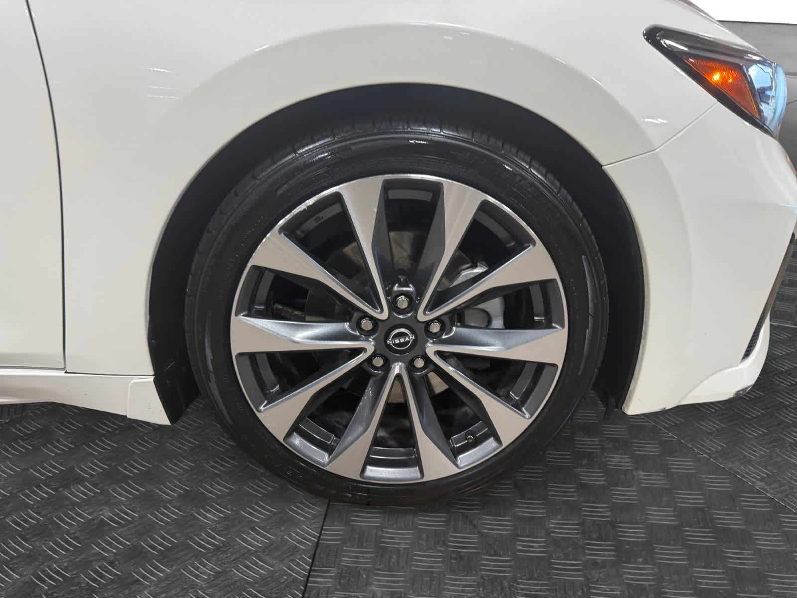2023 Nissan Maxima Platinum