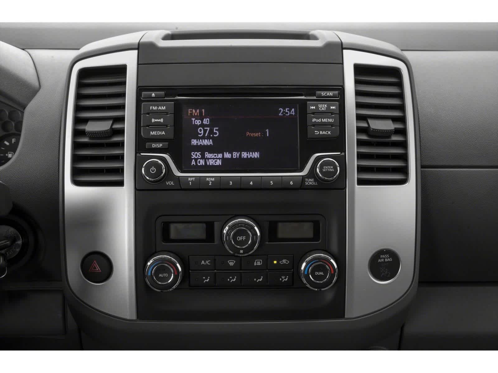 2021 Nissan Frontier SV