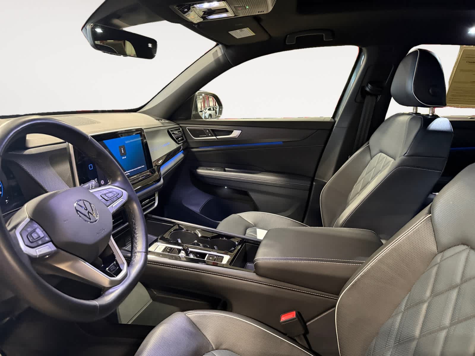 2024 Volkswagen Atlas Cross Sport 2.0T SEL Premium R-Line