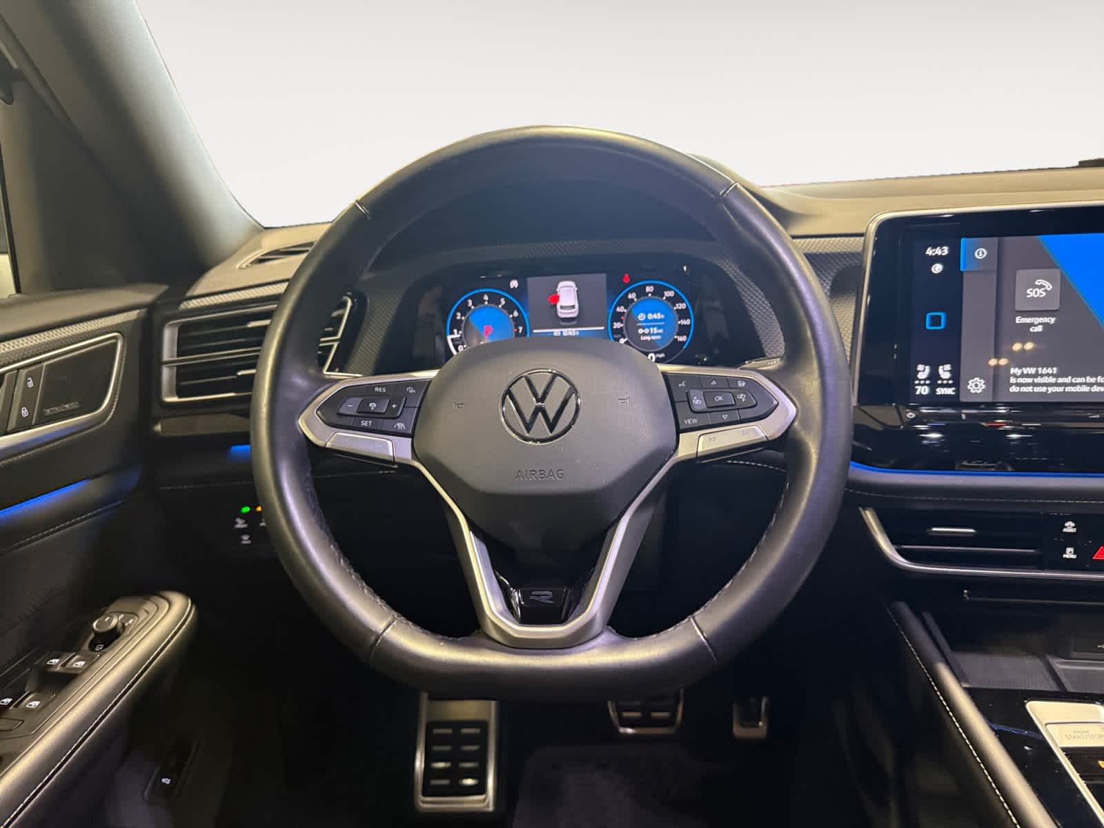 2024 Volkswagen Atlas Cross Sport 2.0T SEL Premium R-Line