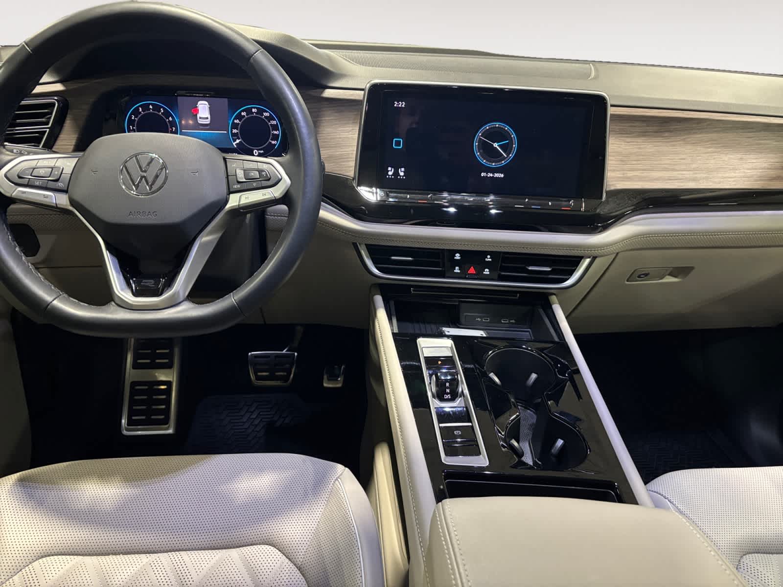 2025 Volkswagen Atlas 2.0T SEL Premium R-Line